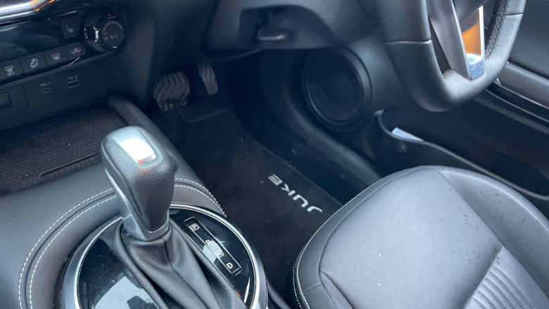 Nissan Juke 1.0 DiG-T Tekna 5dr DCT Petrol Hatchback